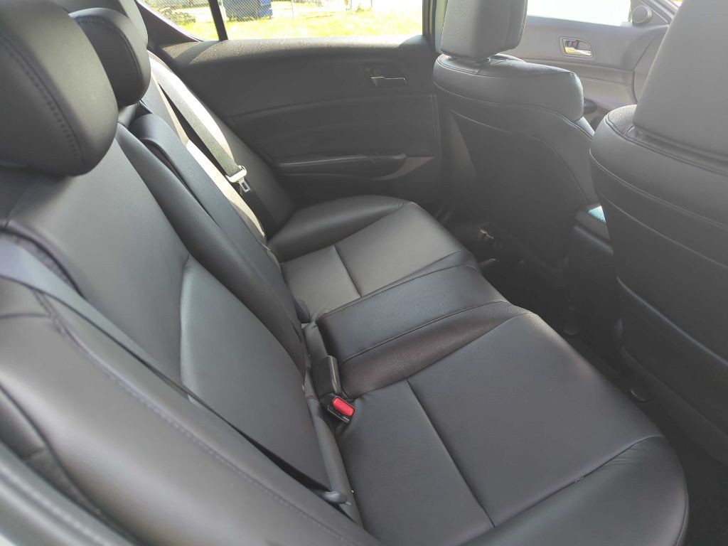 2018 Acura ILX Image 15