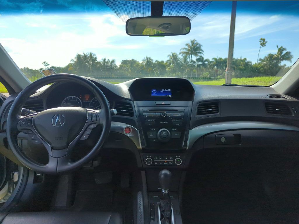 2018 Acura ILX Image 16