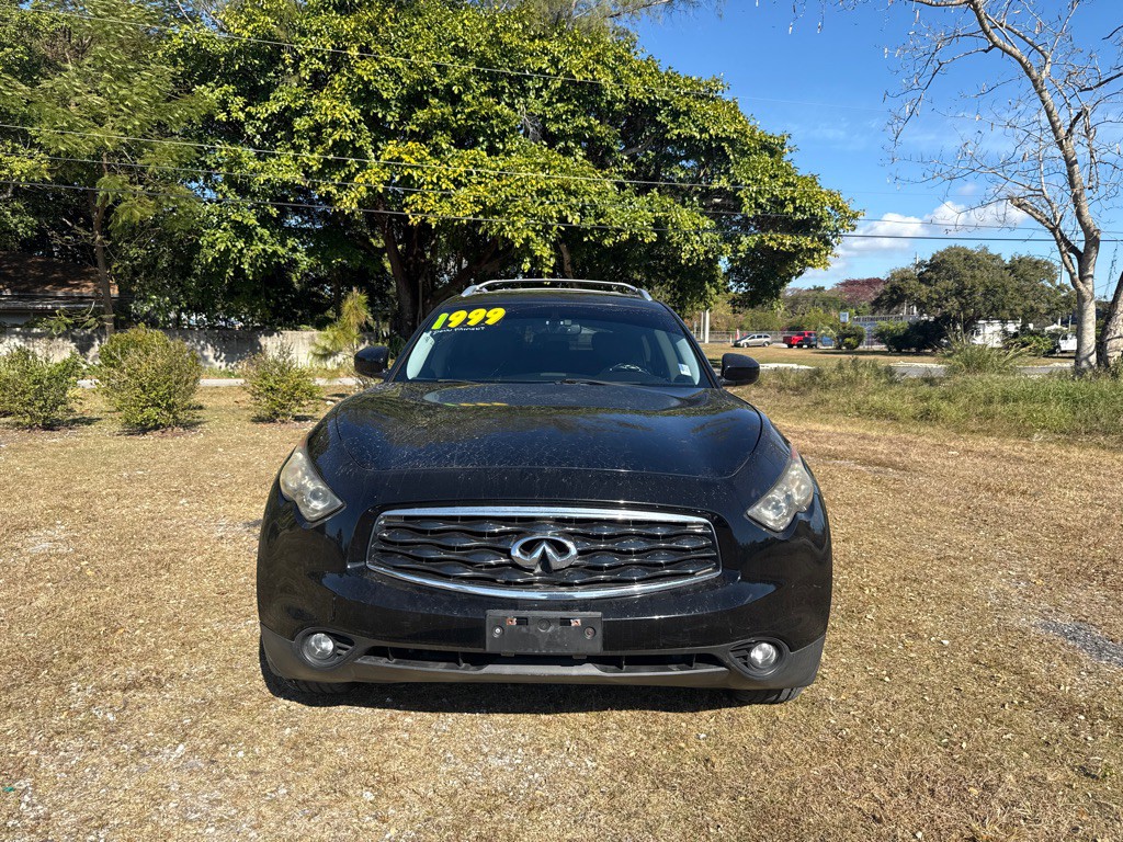 2009 INFINITI FX35 Image 2