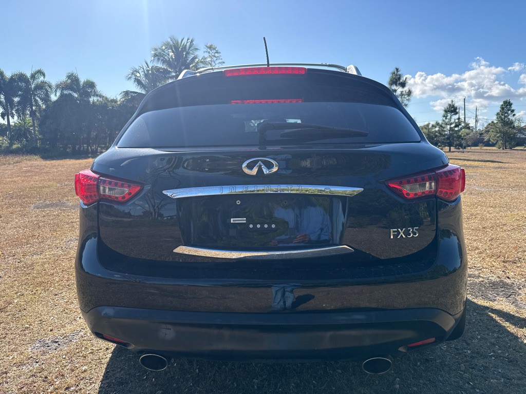 2009 INFINITI FX35 Image 5
