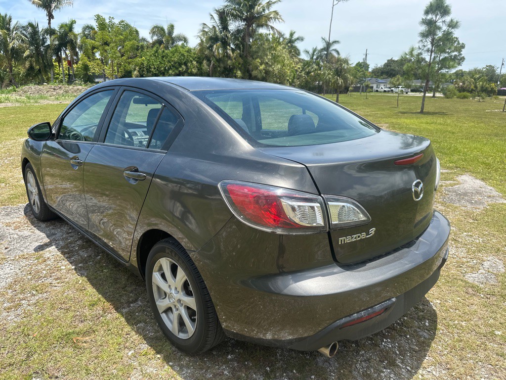 2010 Mazda Mazda3 Image 7