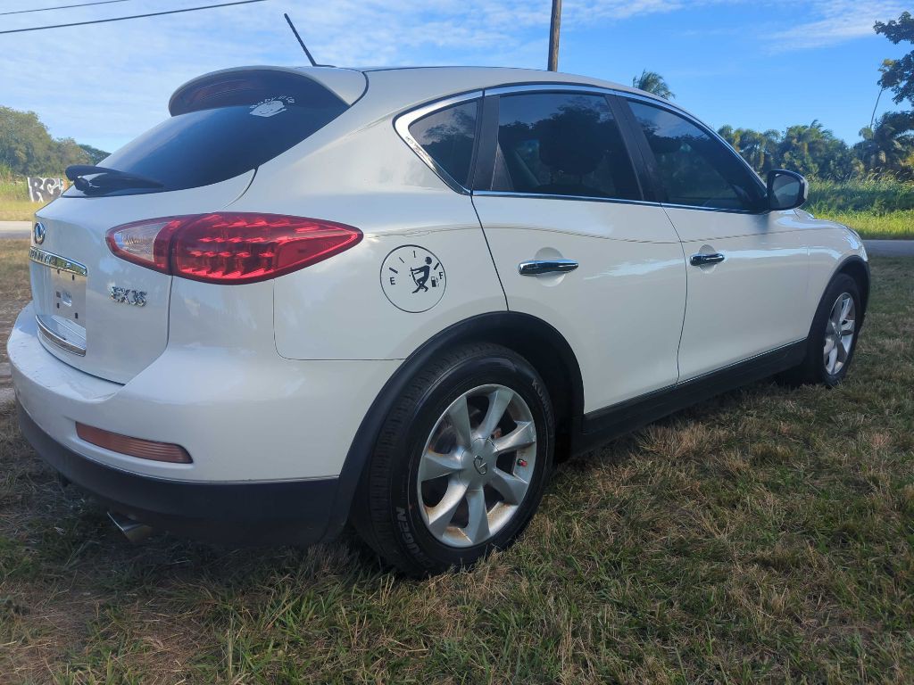 2010 INFINITI EX35 Image 4