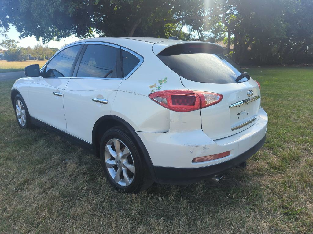 2010 INFINITI EX35 Image 6