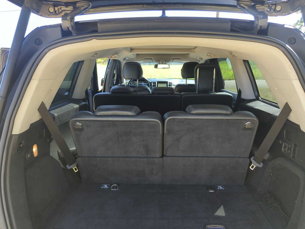 2013 Mercedes-Benz GL-Class Image 11