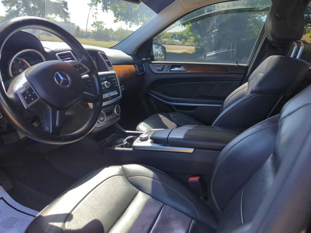 2013 Mercedes-Benz GL-Class Image 17