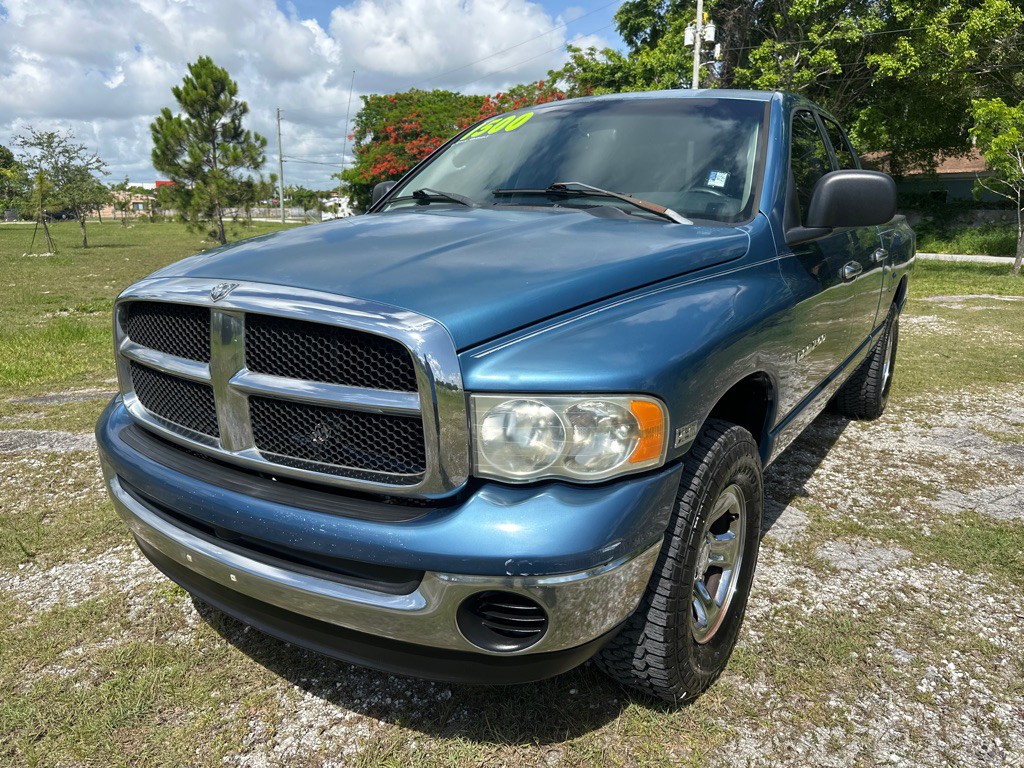 2004 Dodge Ram 1500 Image 2