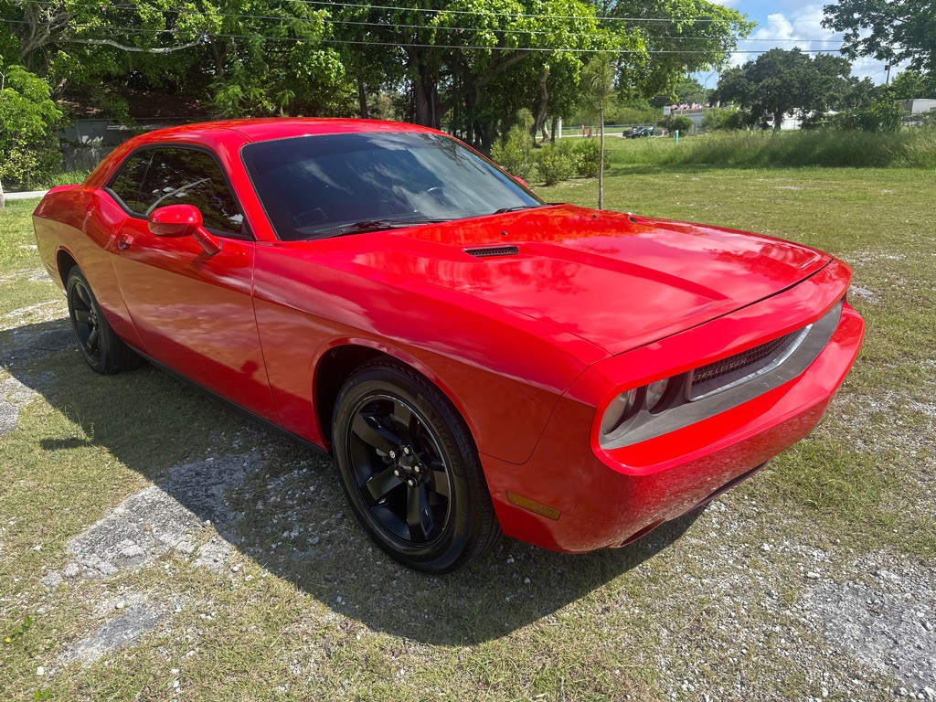 2014 Dodge Challenger Image 6