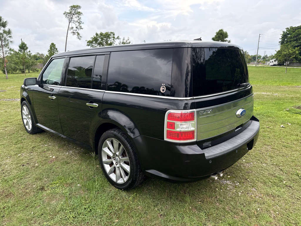 2011 Ford Flex Image 7