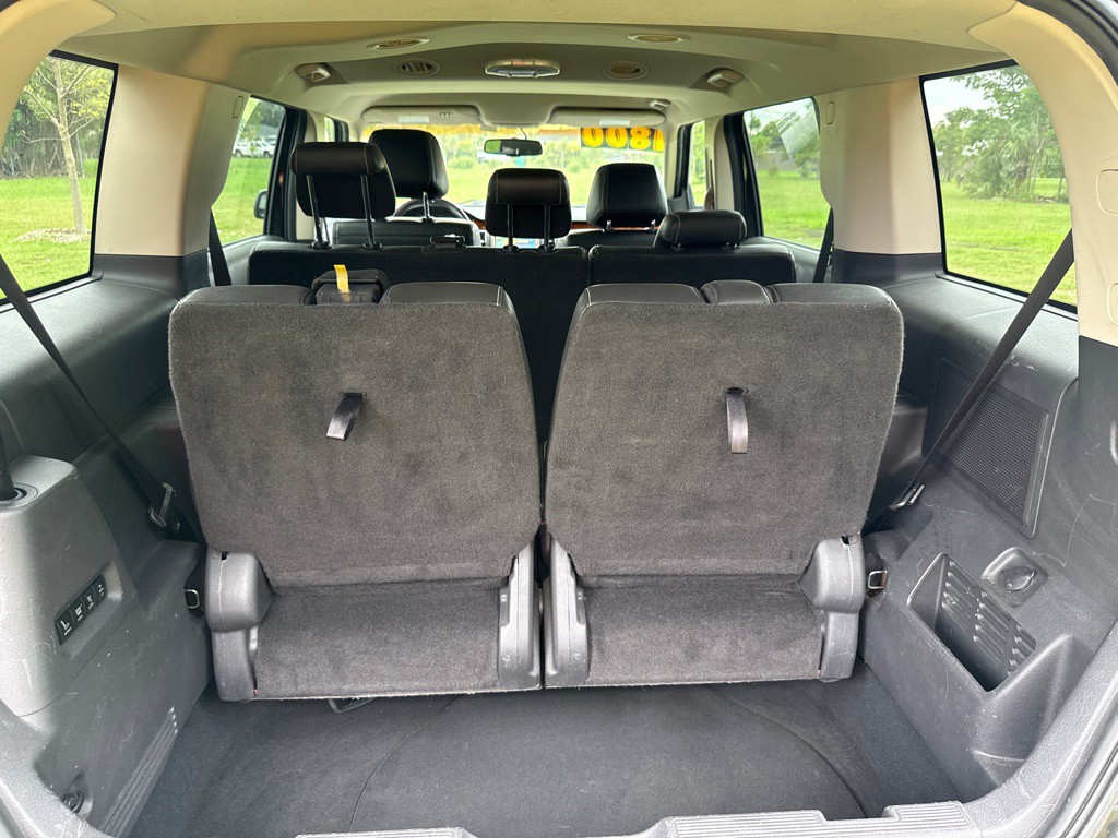 2011 Ford Flex Image 8