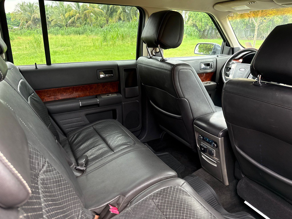 2011 Ford Flex Image 13