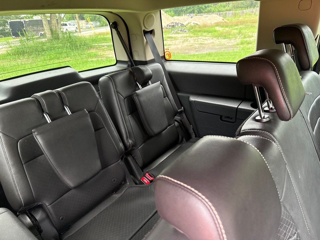 2011 Ford Flex Image 14