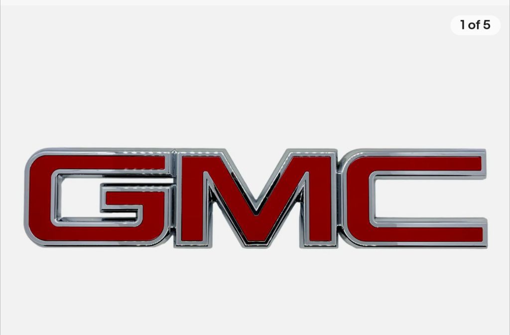 2015 GMC Sierra Image 1