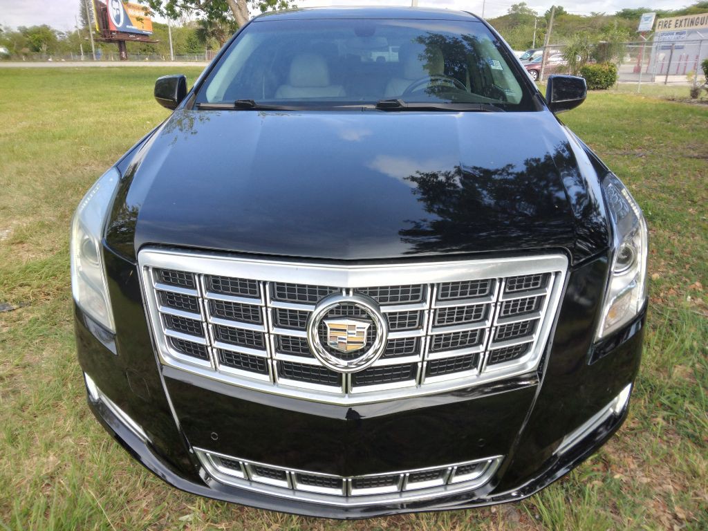 2014 Cadillac XTS Image 2
