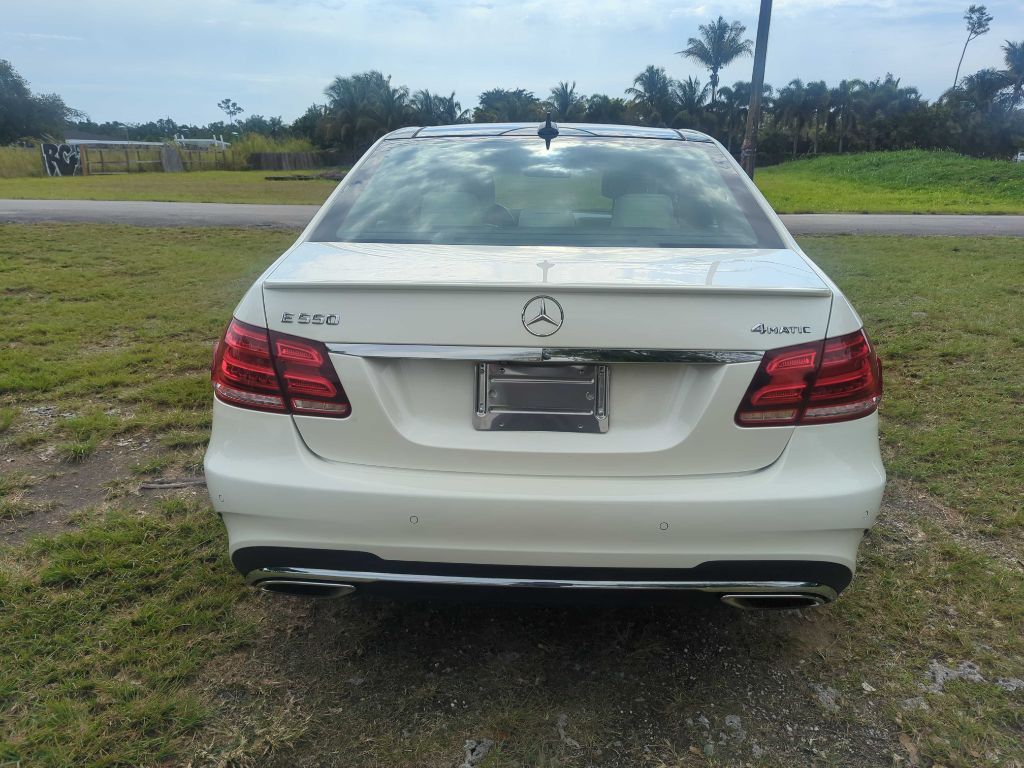 2014 Mercedes-Benz E-Class Image 5