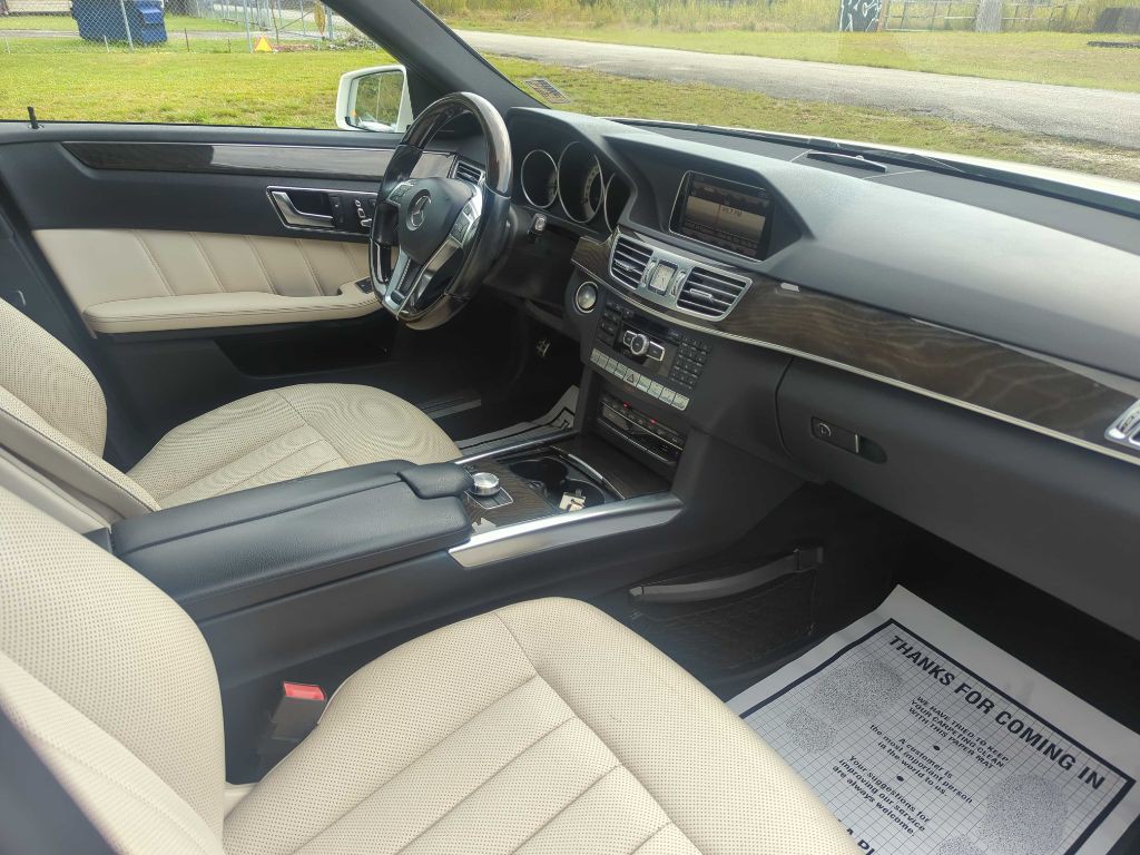 2014 Mercedes-Benz E-Class Image 10