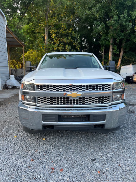 2019 Chevrolet Silverado 1500 Image 2