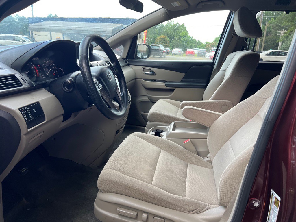 2017 Honda Odyssey Image 8
