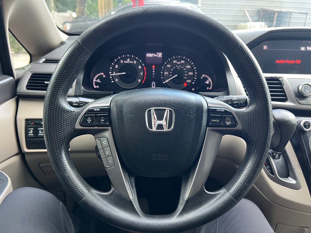 2017 Honda Odyssey Image 15