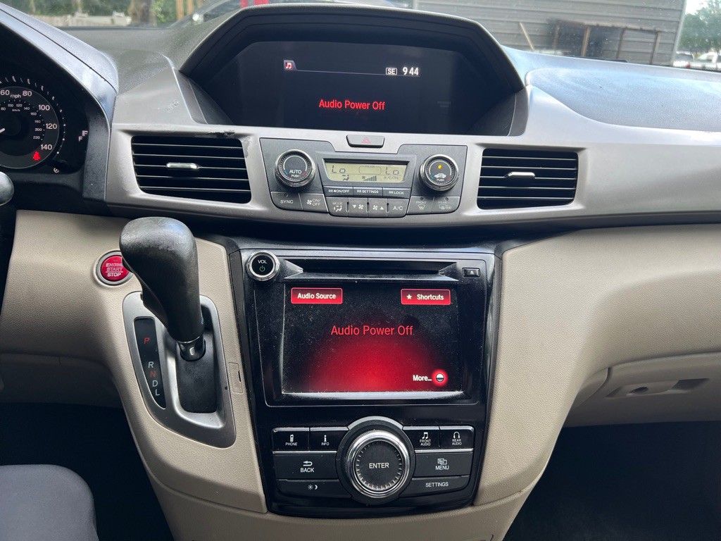 2017 Honda Odyssey Image 18