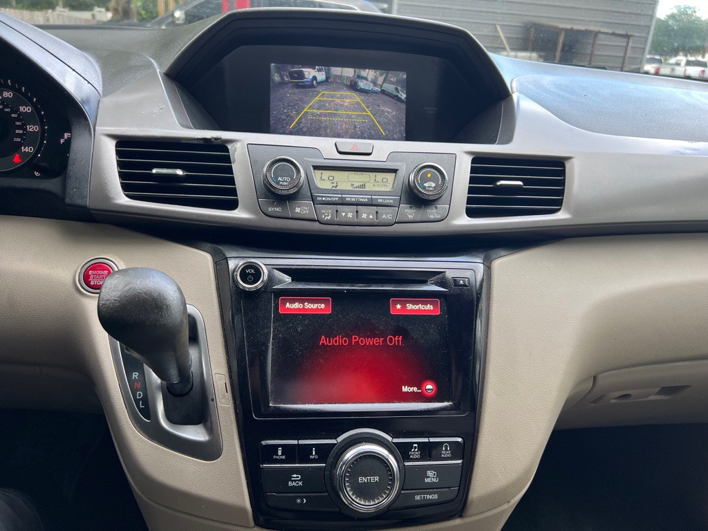 2017 Honda Odyssey Image 19