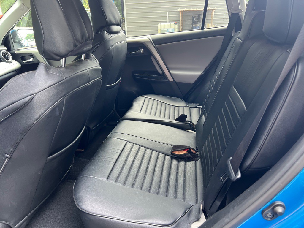 2016 Toyota Rav4 Image 10