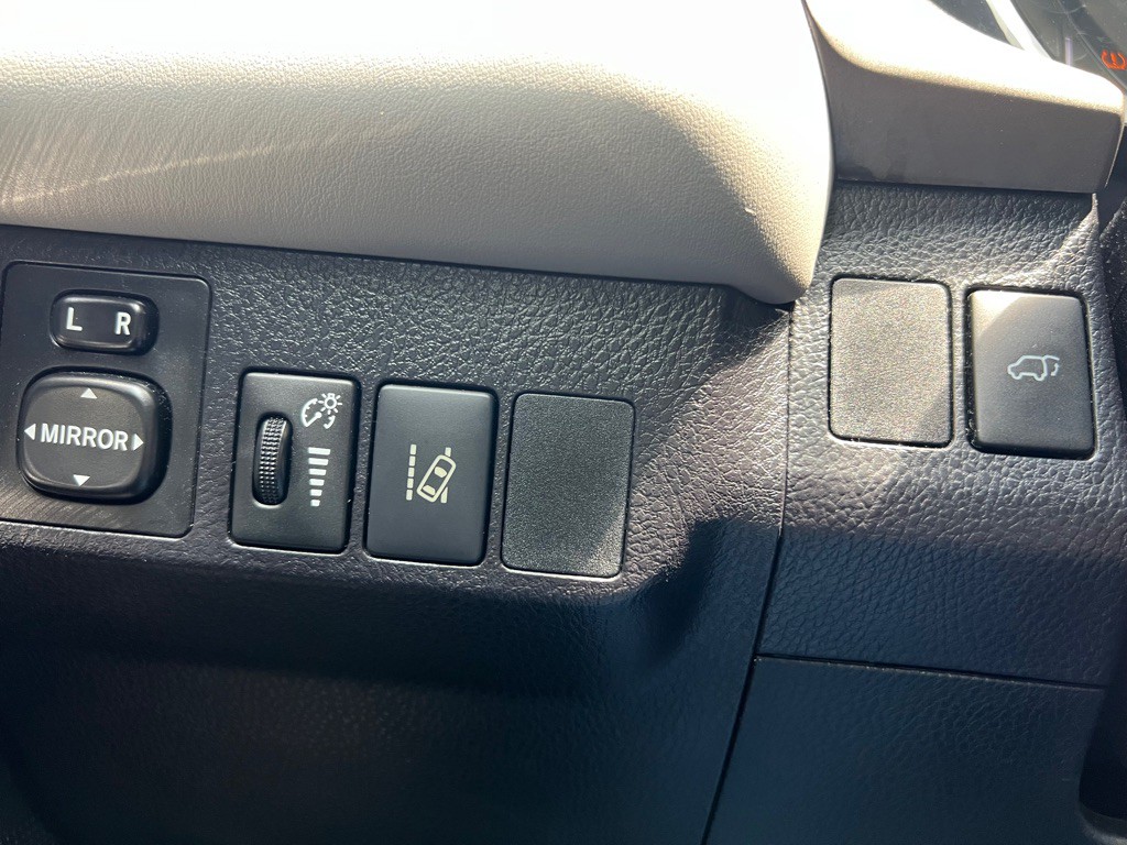 2016 Toyota Rav4 Image 19
