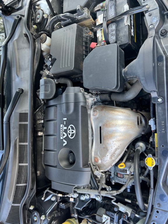 2010 Toyota Camry Image 5