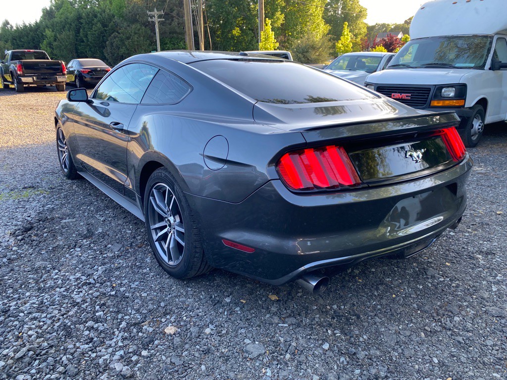 2016 Ford Mustang Image 3