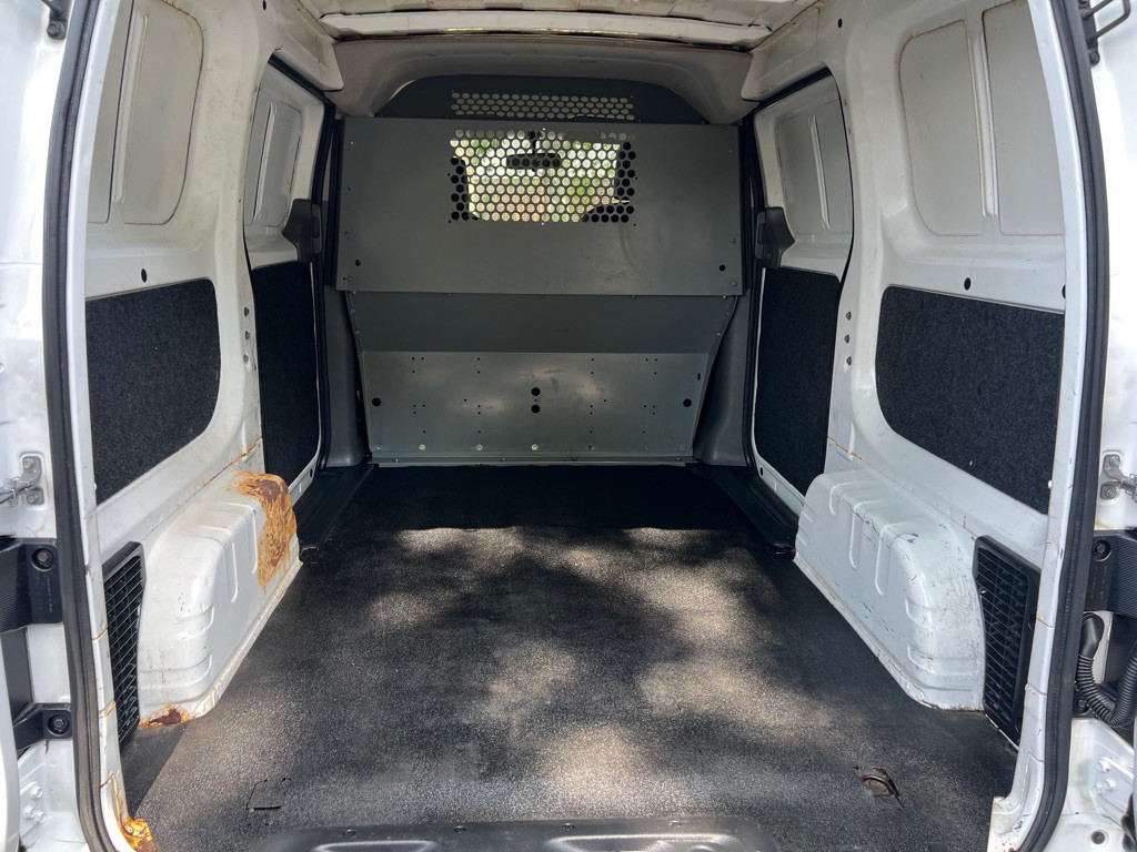 2018 Nissan NV200 Image 8