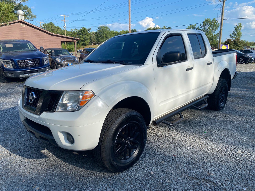 2019 Nissan Frontier Image 2