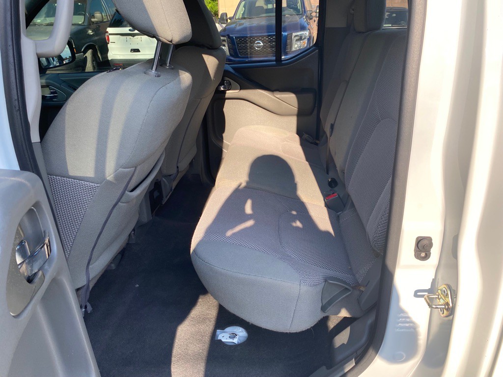 2019 Nissan Frontier Image 10