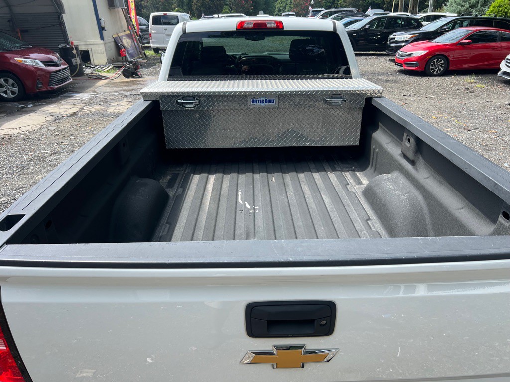 2017 Chevrolet Silverado 1500 Image 6