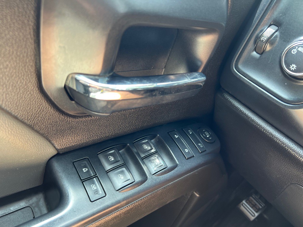 2017 Chevrolet Silverado 1500 Image 18