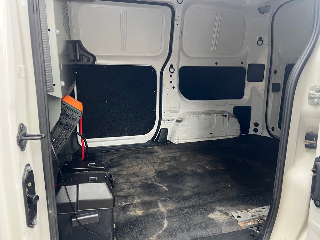 2020 Nissan NV200 Image 8