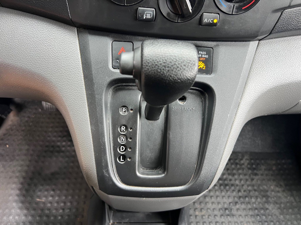 2020 Nissan NV200 Image 15