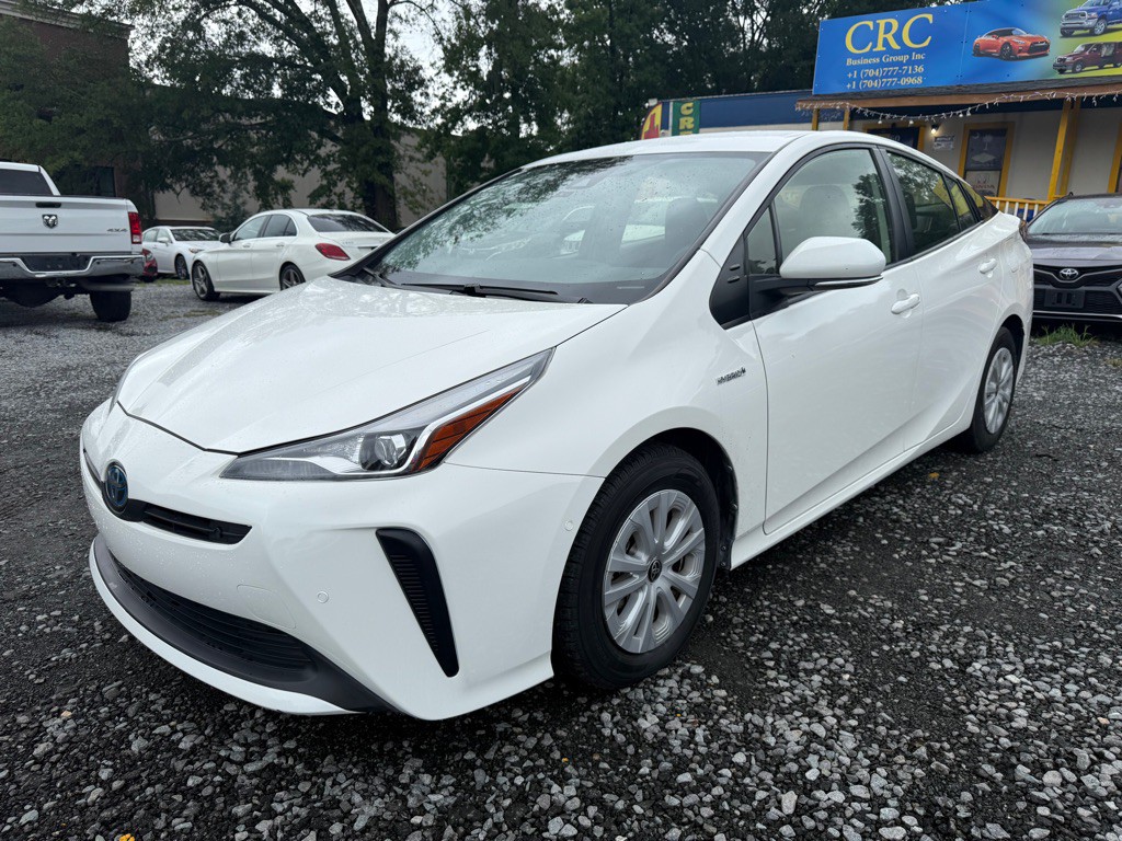 2022 Toyota Prius Image 1