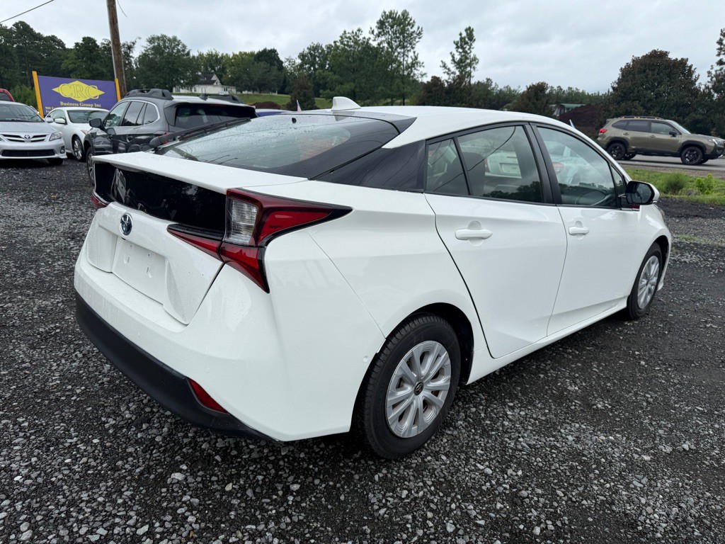 2022 Toyota Prius Image 3