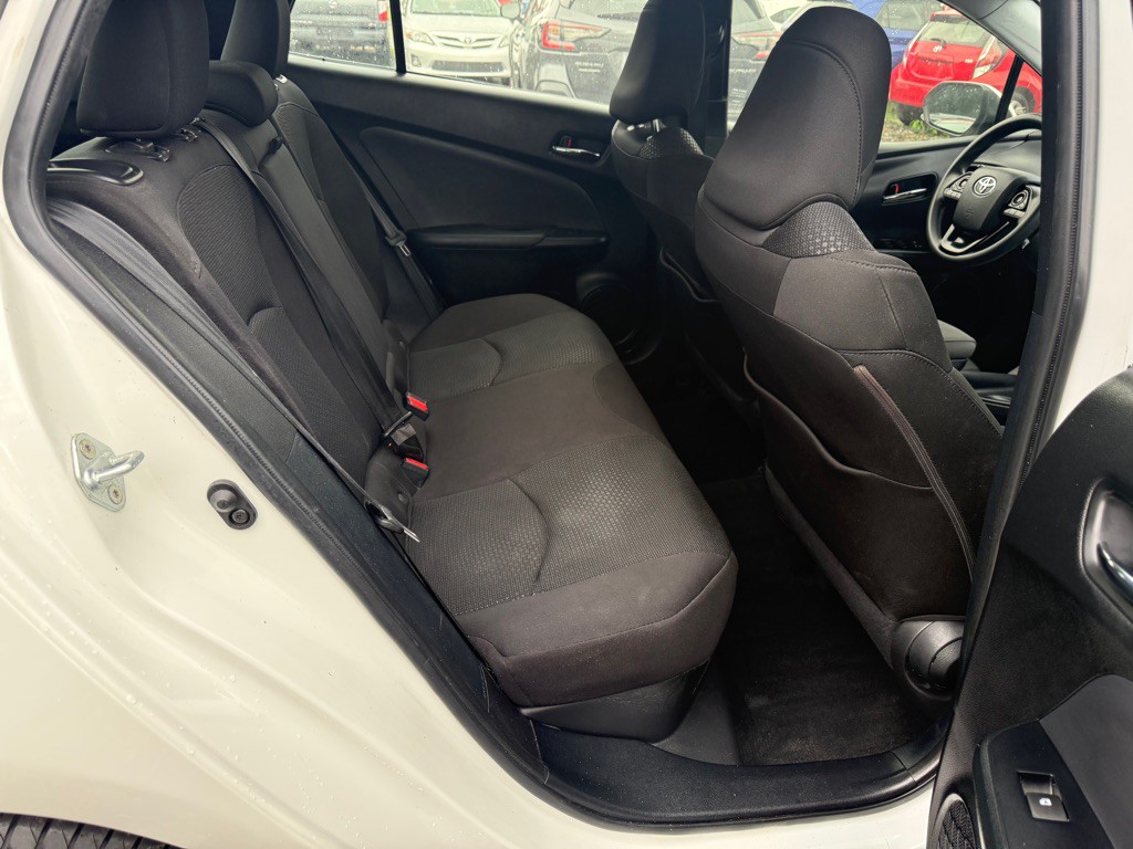 2022 Toyota Prius Image 7