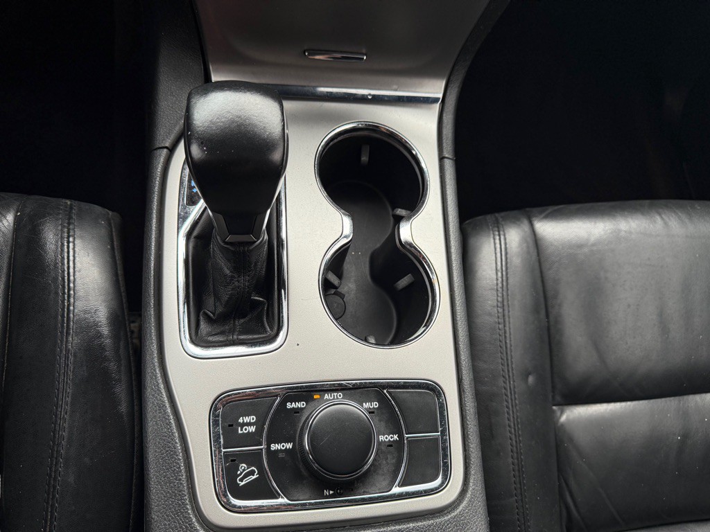 2018 Jeep Grand Cherokee Image 17