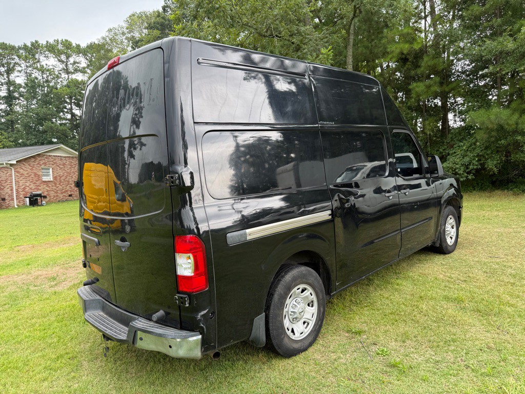 2013 Nissan NV Image 3