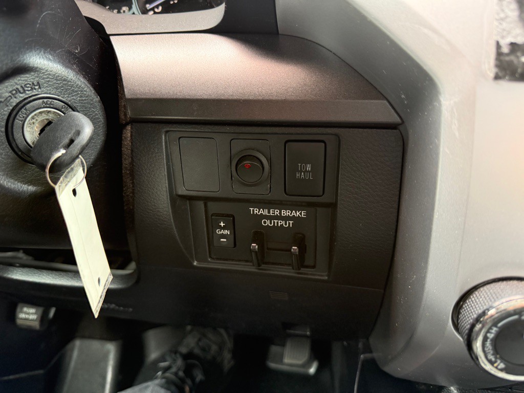 2021 Toyota Tundra Image 18