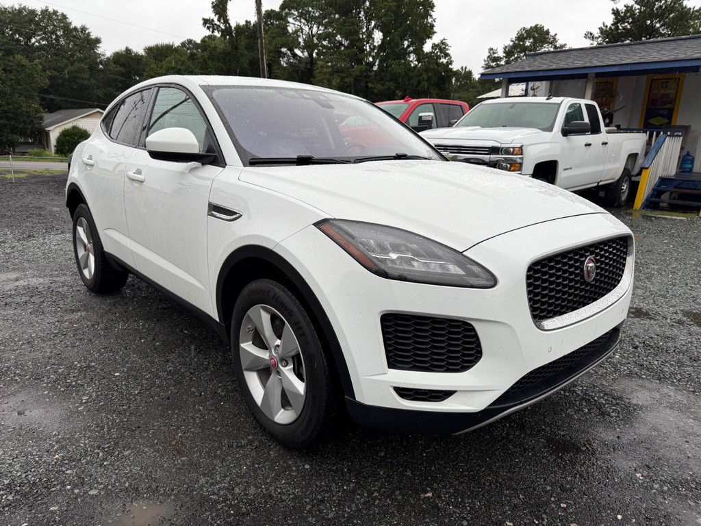 2020 Jaguar E-pace Image 4