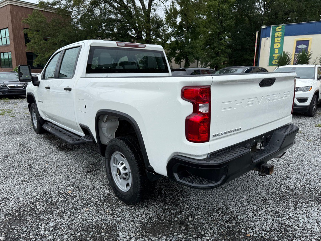 2021 Chevrolet Silverado 1500 Image 2