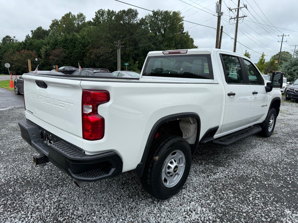 2021 Chevrolet Silverado 1500 Image 3