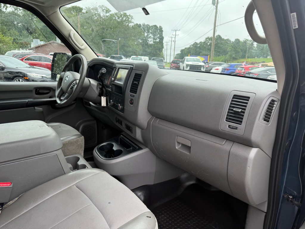 2020 Nissan NV Image 6
