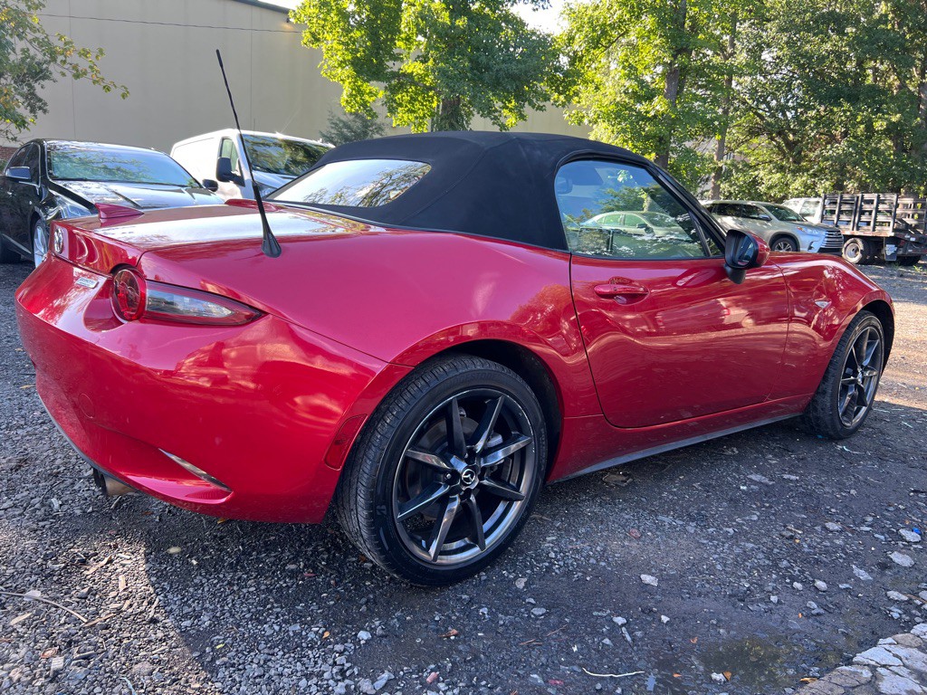 2017 Mazda MX-5 Miata Image 4
