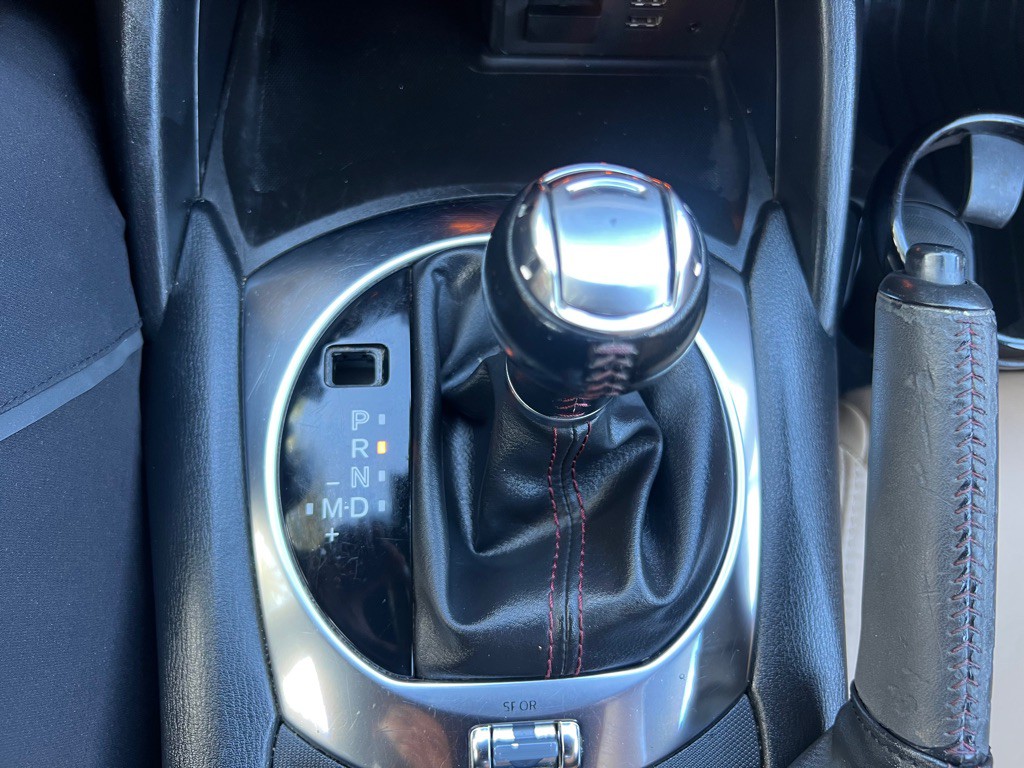2017 Mazda MX-5 Miata Image 15