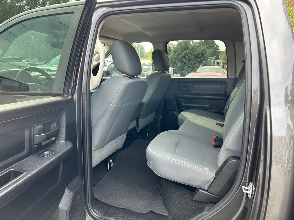 2018 RAM 3500 Image 5