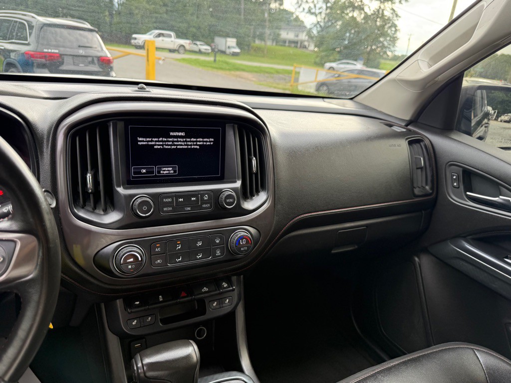 2015 GMC Canyon Image 14