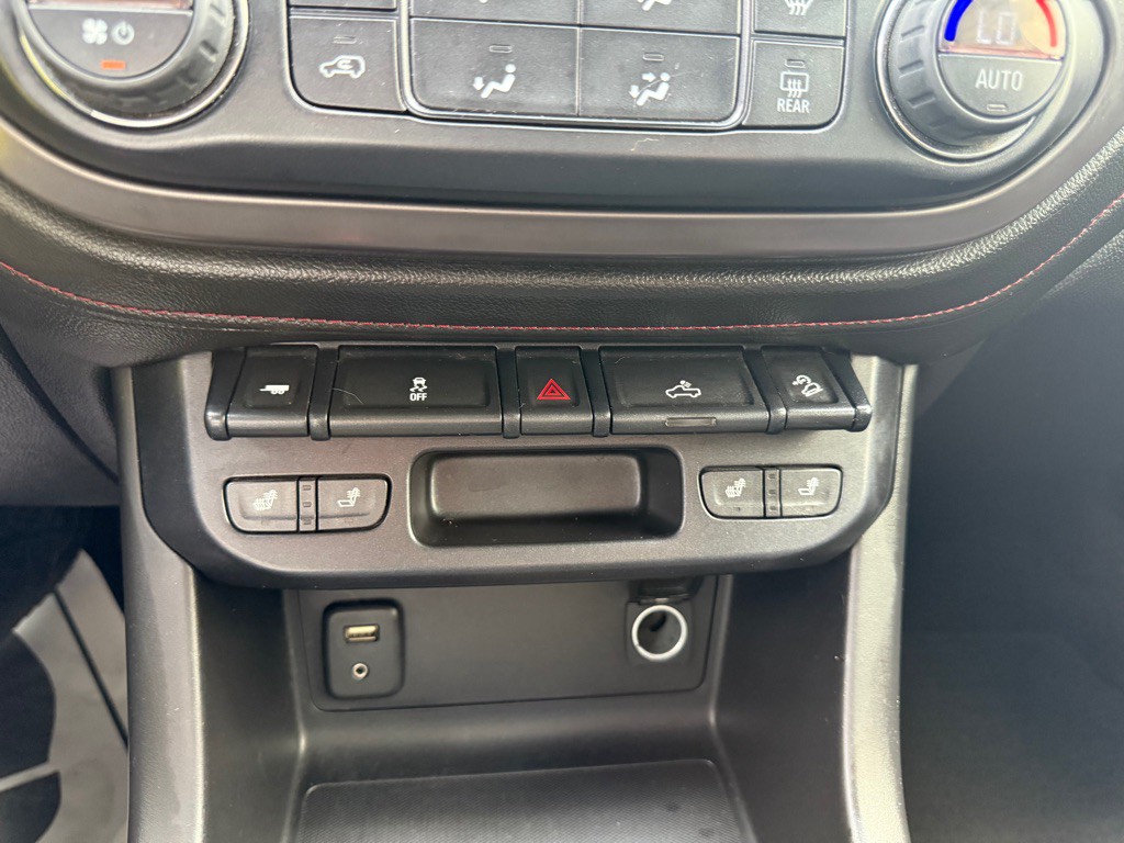 2015 GMC Canyon Image 16